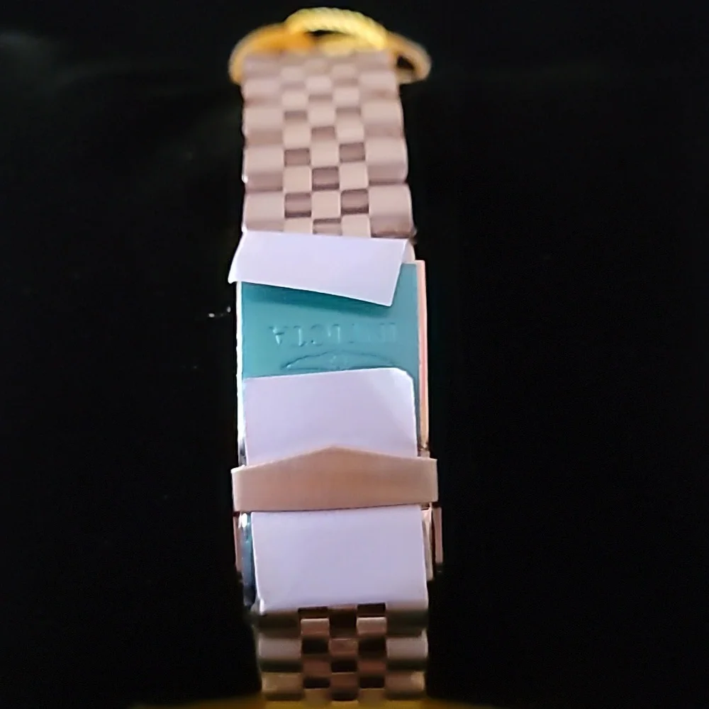 NEW NIB‎ Invicta Pro Diver Mens Model 44526 - Men's Watch Quartz Gold Green 200m